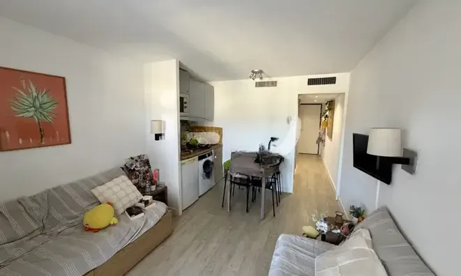 Недвижимость Villa Cannes La Bocca: 1