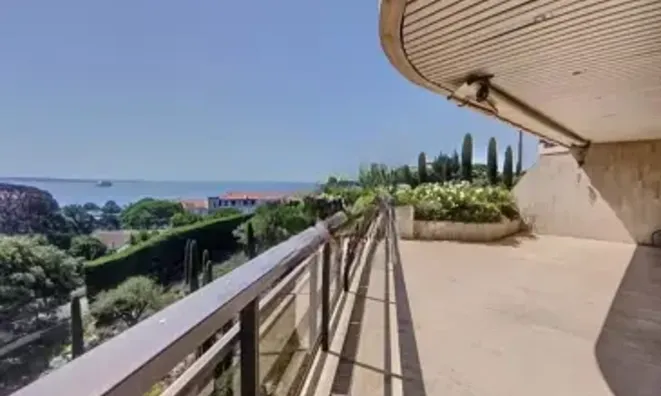 Недвижимость Villa Croix des Gardes: 3