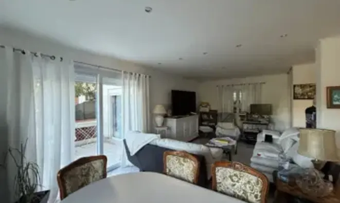 Недвижимость Villa Croix des Gardes: 2
