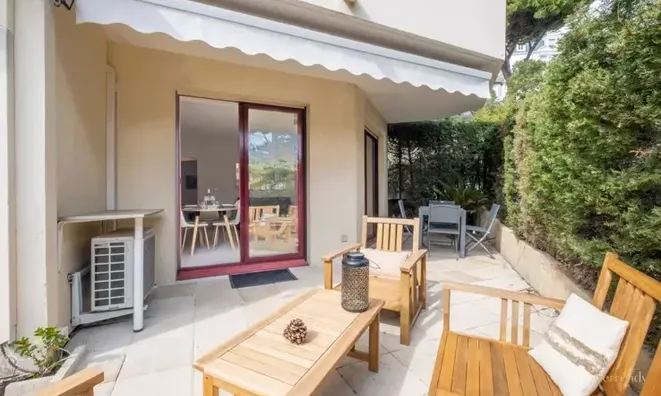 Недвижимость Property Type: Villa
Location: Malibu, California: 12