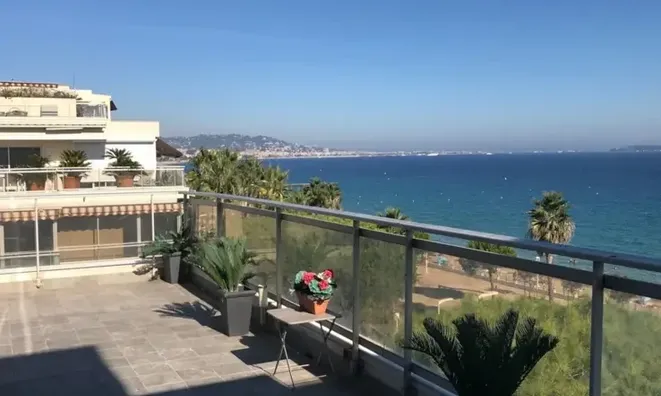 Недвижимость Property Cannes: 1