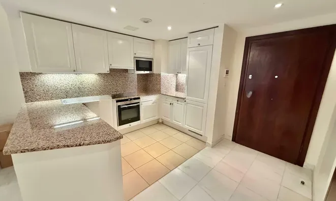 Недвижимость Apartment Monaco, La Rousse Saint Roman: 3