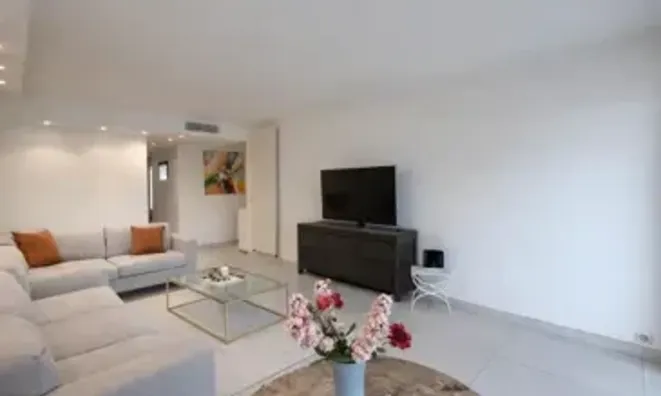 Недвижимость Villa Pointe Croisette: 5