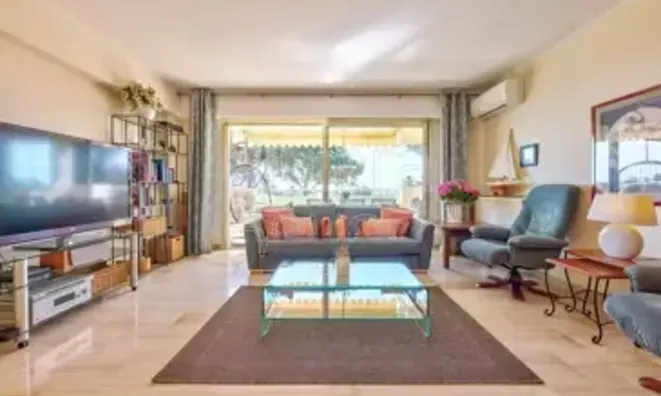 Недвижимость Villa Croix des Gardes: 1