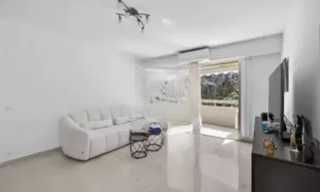 Недвижимость Residence République: 2