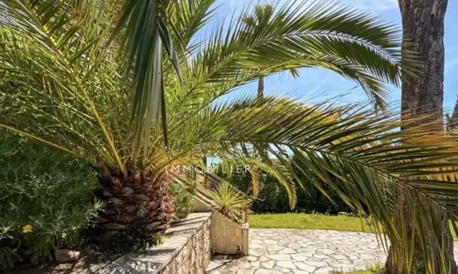 Недвижимость Villa Croix des Gardes: 7