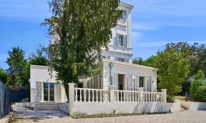 Недвижимость Villa République Cannes: 1