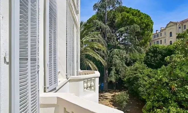 Недвижимость Villa République Cannes: 1