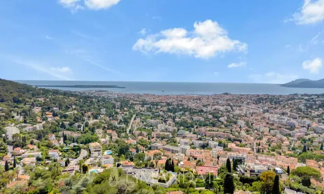 Недвижимость Property Cannes: 1