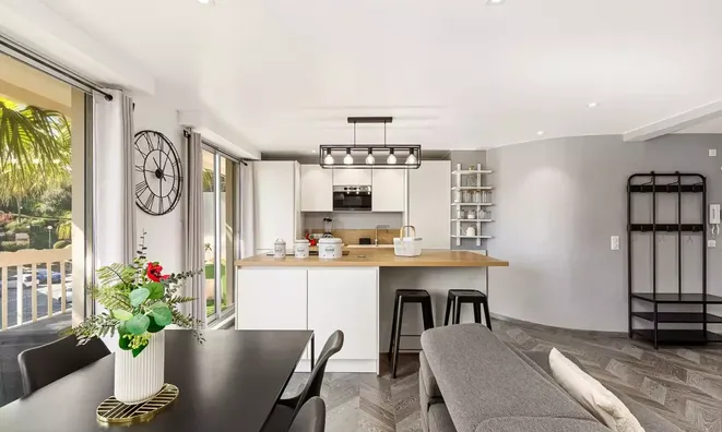 Недвижимость Villa Croix des Gardes: 2