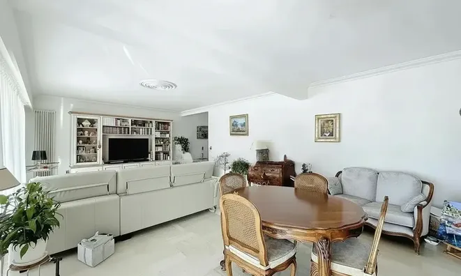 Недвижимость Villa Cannes République: 3