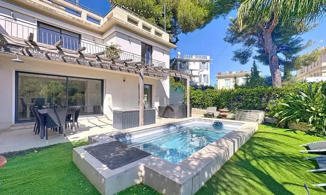 Недвижимость Villa Petit Juas: 16