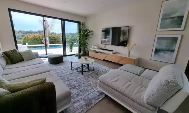 Недвижимость Villa Croix des Gardes: 10