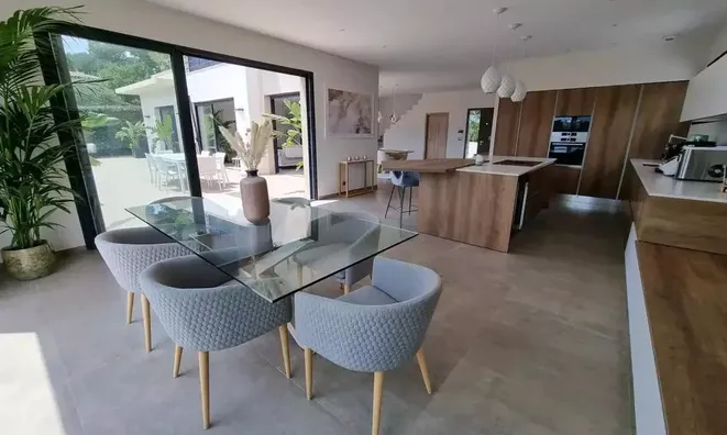 Недвижимость Villa Croix des Gardes: 15