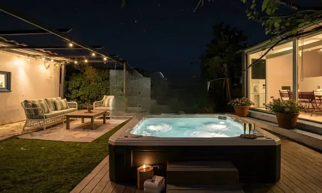 Недвижимость Villa Petit Juas: 2