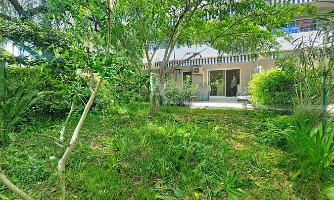 Недвижимость Villa Croix des Gardes: 1