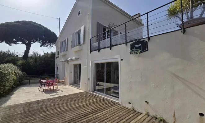 Недвижимость Villa Croix des Gardes: 22