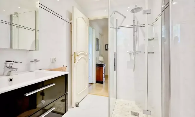Недвижимость Villa Petit Juas: 9