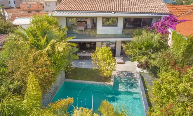 Недвижимость Villa Petit Juas: 26