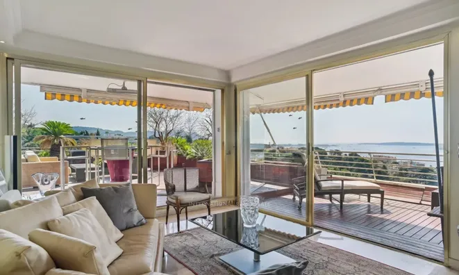 Недвижимость House Cannes Croix des Gardes: 7