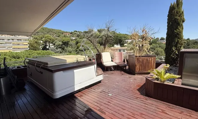Недвижимость House Cannes Croix des Gardes: 21