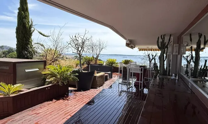 Недвижимость House Cannes Croix des Gardes: 23