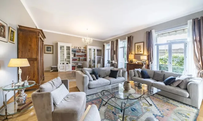 Недвижимость Villa République Cannes: 10