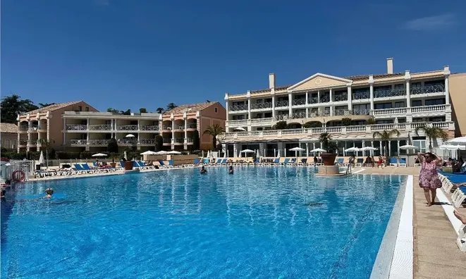 Недвижимость Villa Croix des Gardes: 11
