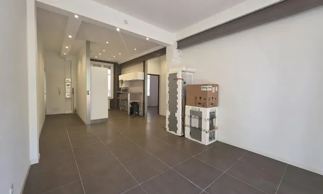 Недвижимость Villa République Cannes: 3