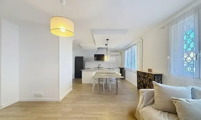 Недвижимость Villa Petit Juas: 5