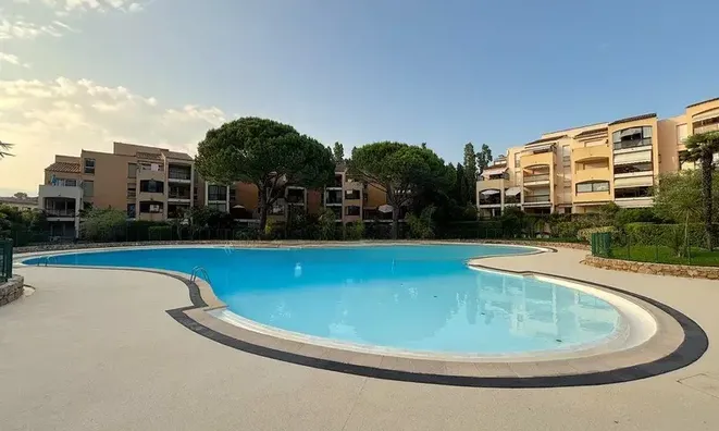 Недвижимость Estate Mougins: 1
