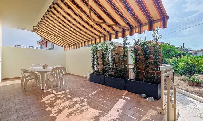 Недвижимость Villa Petit Juas: 3