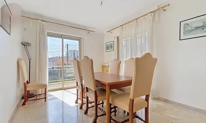 Недвижимость Villa Petit Juas: 14
