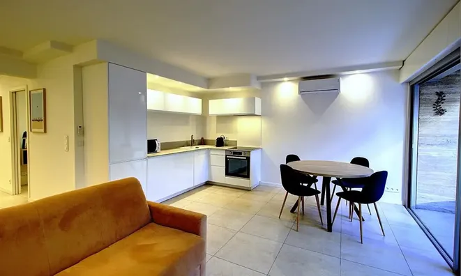 Недвижимость Villa Pointe Croisette: 3