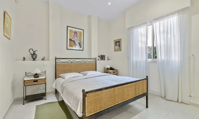 Недвижимость Villa Mandelieu-La Roubine: 12