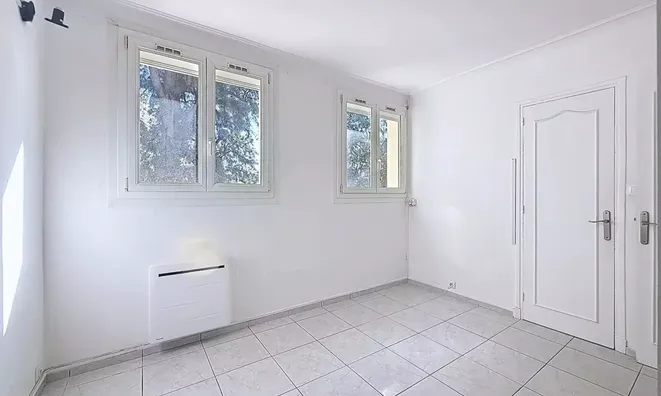 Недвижимость Villa Croix des Gardes: 3
