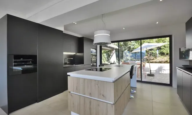 Недвижимость Villa Croix des Gardes: 14