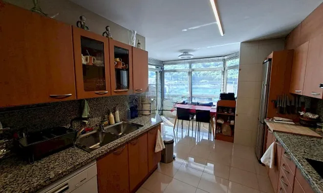 Недвижимость Exclusive 4-bedroom apartment for sale in Andorra la Vella: 10