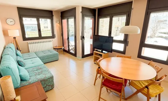 Недвижимость 2-bedroom apartment in Canillo: 1