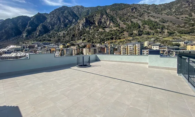 Недвижимость Penthouse for sale in Andorra la Vella, 3 bedrooms: 39