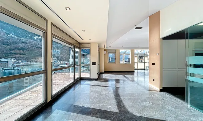 Недвижимость Penthouse for sale in Escaldes Engordany with 4 bedrooms: 1