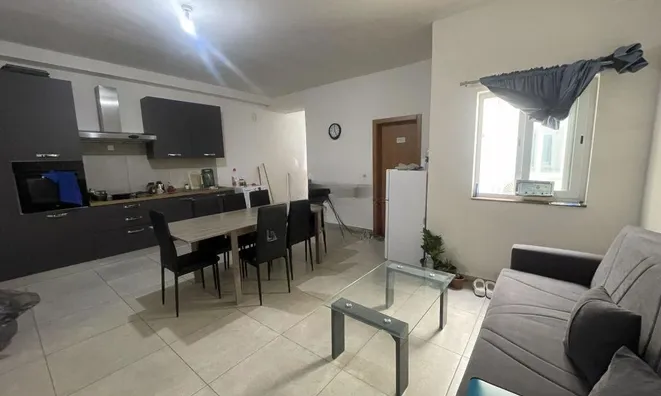 Недвижимость Central Qormi Apartments: 1