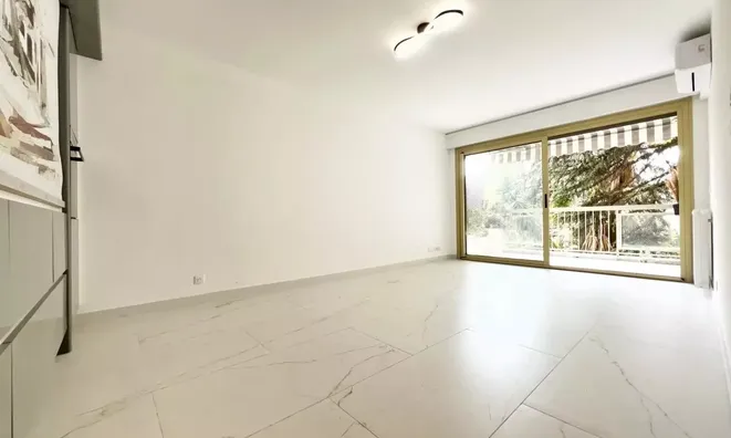 Недвижимость Villa Pointe Croisette: 2
