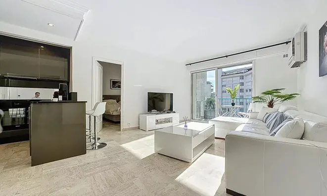 Недвижимость Villa Pointe Croisette: 3