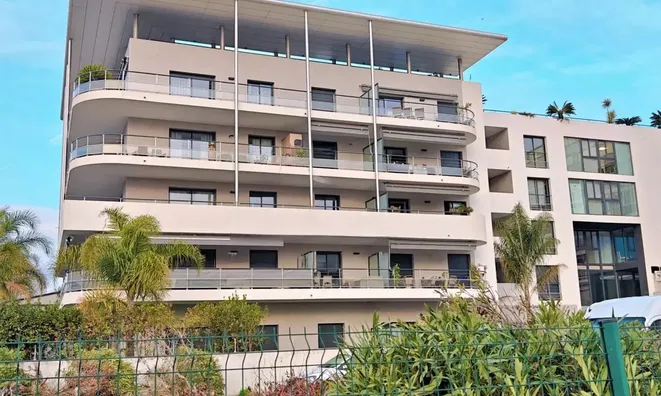 Недвижимость Villa La Bocca: 1
