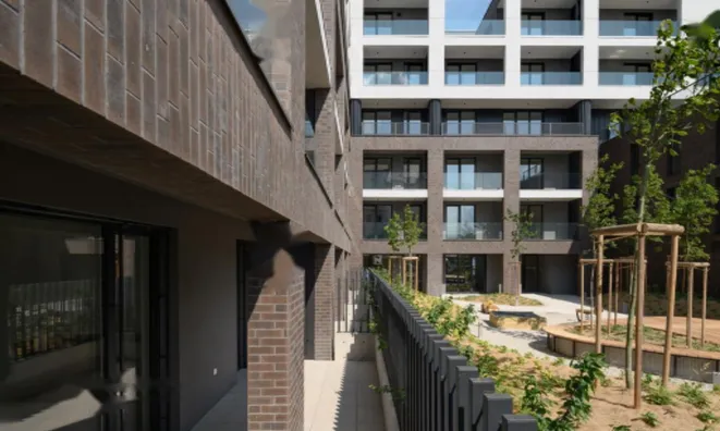 Недвижимость Трехкомнатная Квартира Бежиград: 16