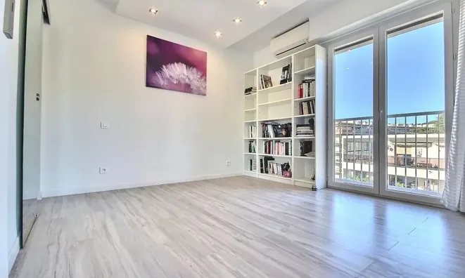 Недвижимость Villa Cannes Centre-Ville: 13