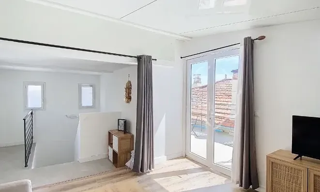 Недвижимость Villa Croix des Gardes: 10