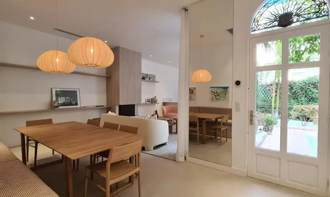 Недвижимость Villa Petit Juas: 1