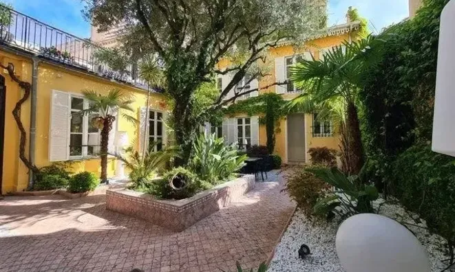 Недвижимость Villa Petit Juas: 20